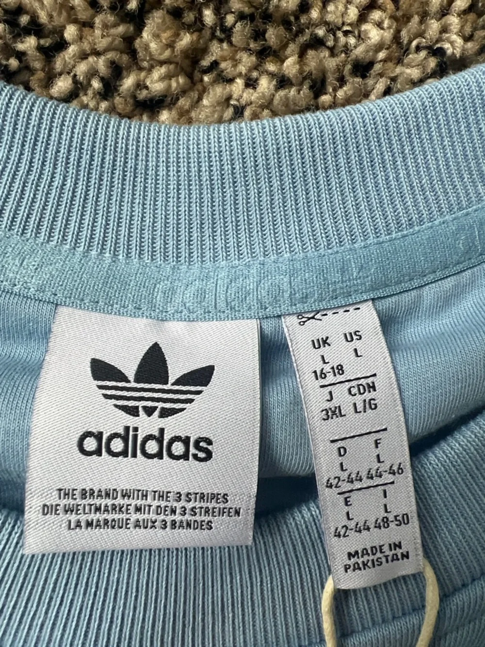 NWT! Women’s adidas Light Blue Crewneck Sweatshirt - Picture 4 of 4